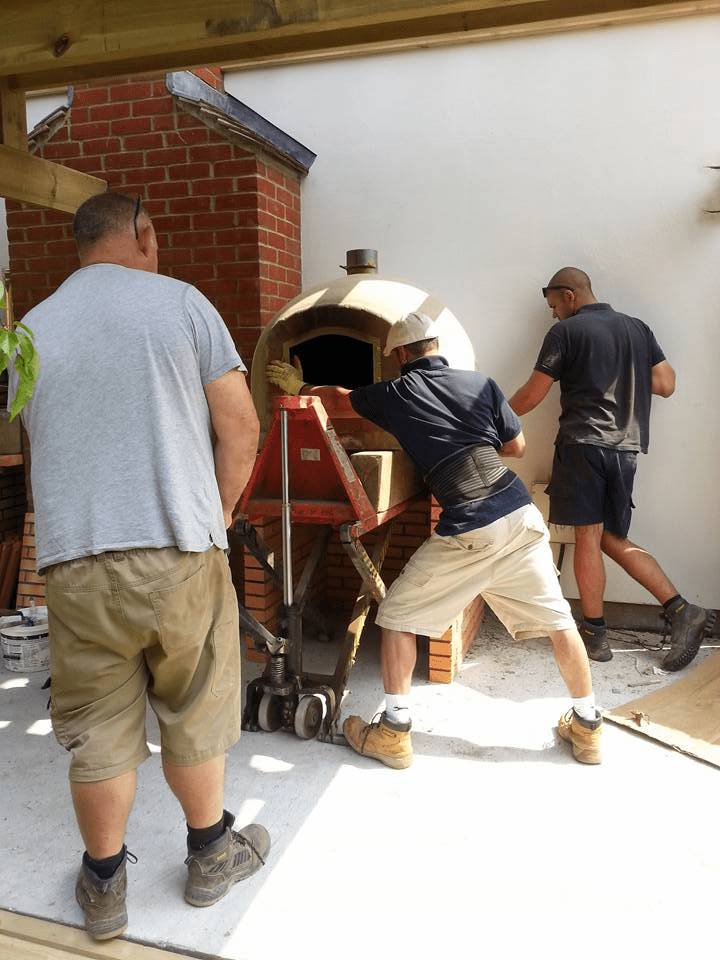 A helping hand – Amigo Ovens Installation Service
